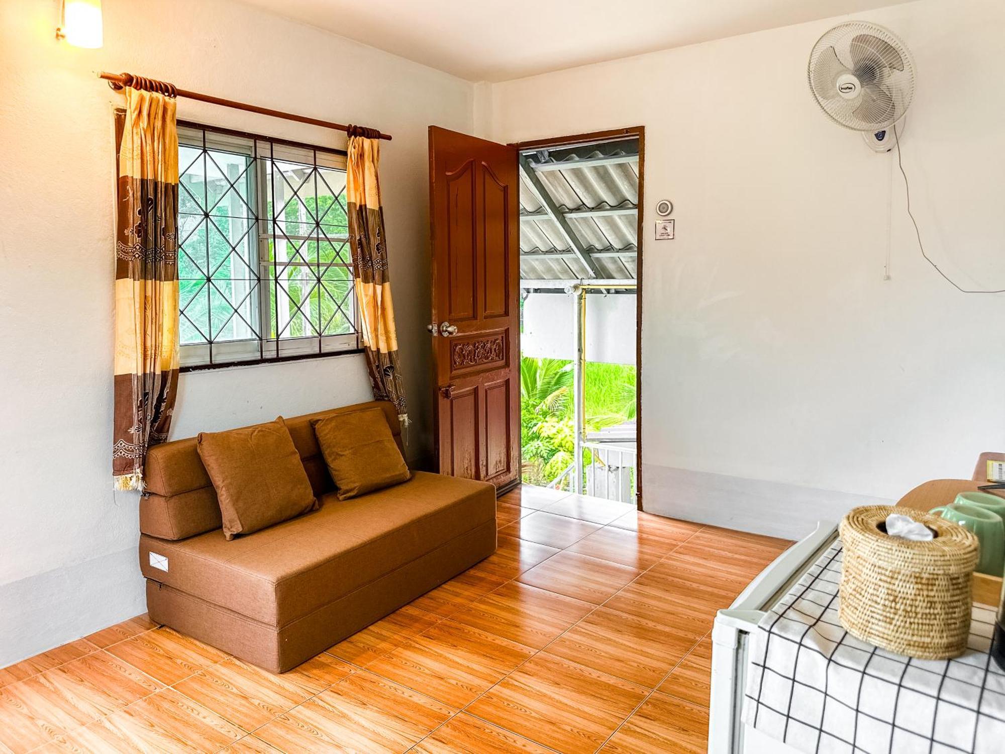 Ao Luek Homie Homestay Krabi town Buitenkant foto
